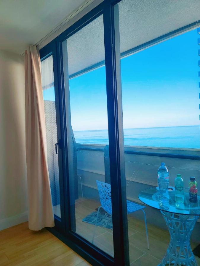 Orbi Twin Towers C Block Apartment Batumi Exterior photo