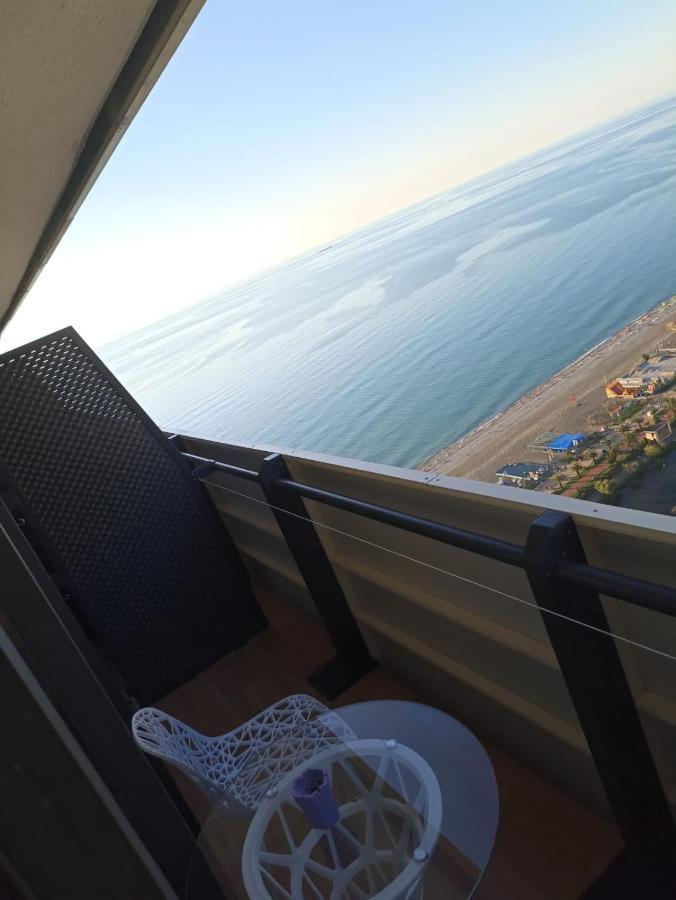 Orbi Twin Towers C Block Apartment Batumi Exterior photo